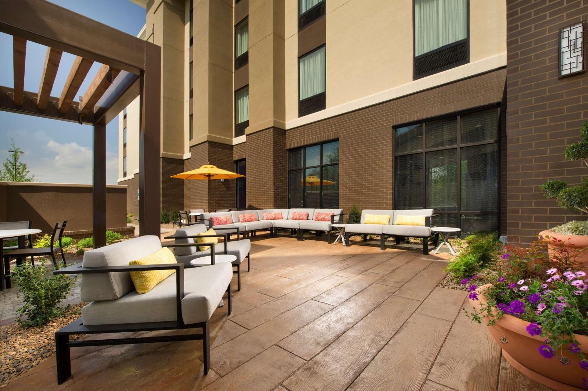 Hampton Inn - Louisville East/ Hurstbourne, KY Eksteriør bilde